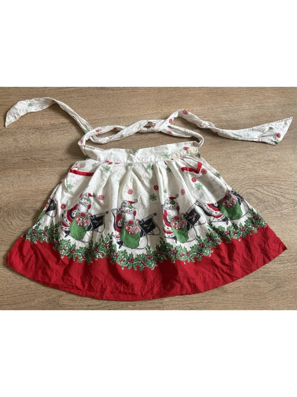 Vintage Christmas Half Apron Santa Sleigh Holly 1950s 60s
